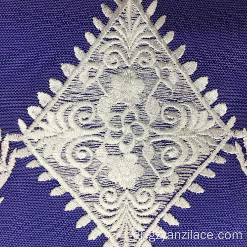 Geometric επίπεδη κεντήματα Λευκή Lace Fabric